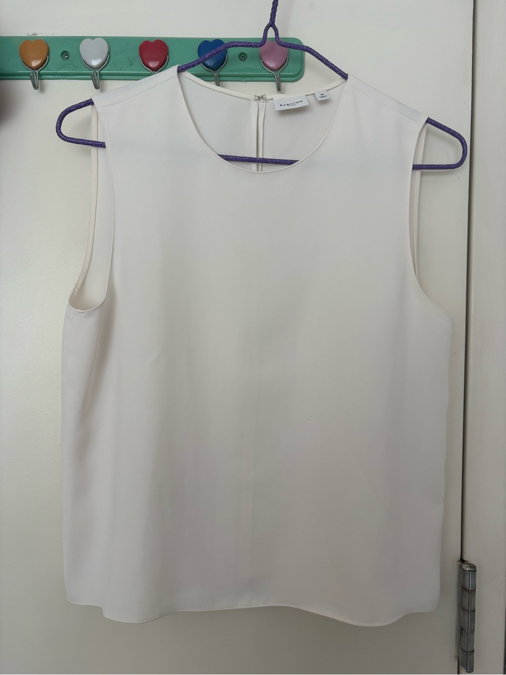 Aritzia Babaton Sleeveless Cream Shell Top